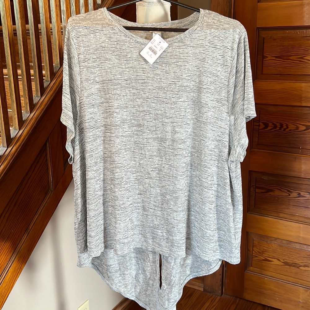 J Crew Split Back Lightweight Short Sleeved Sweater
